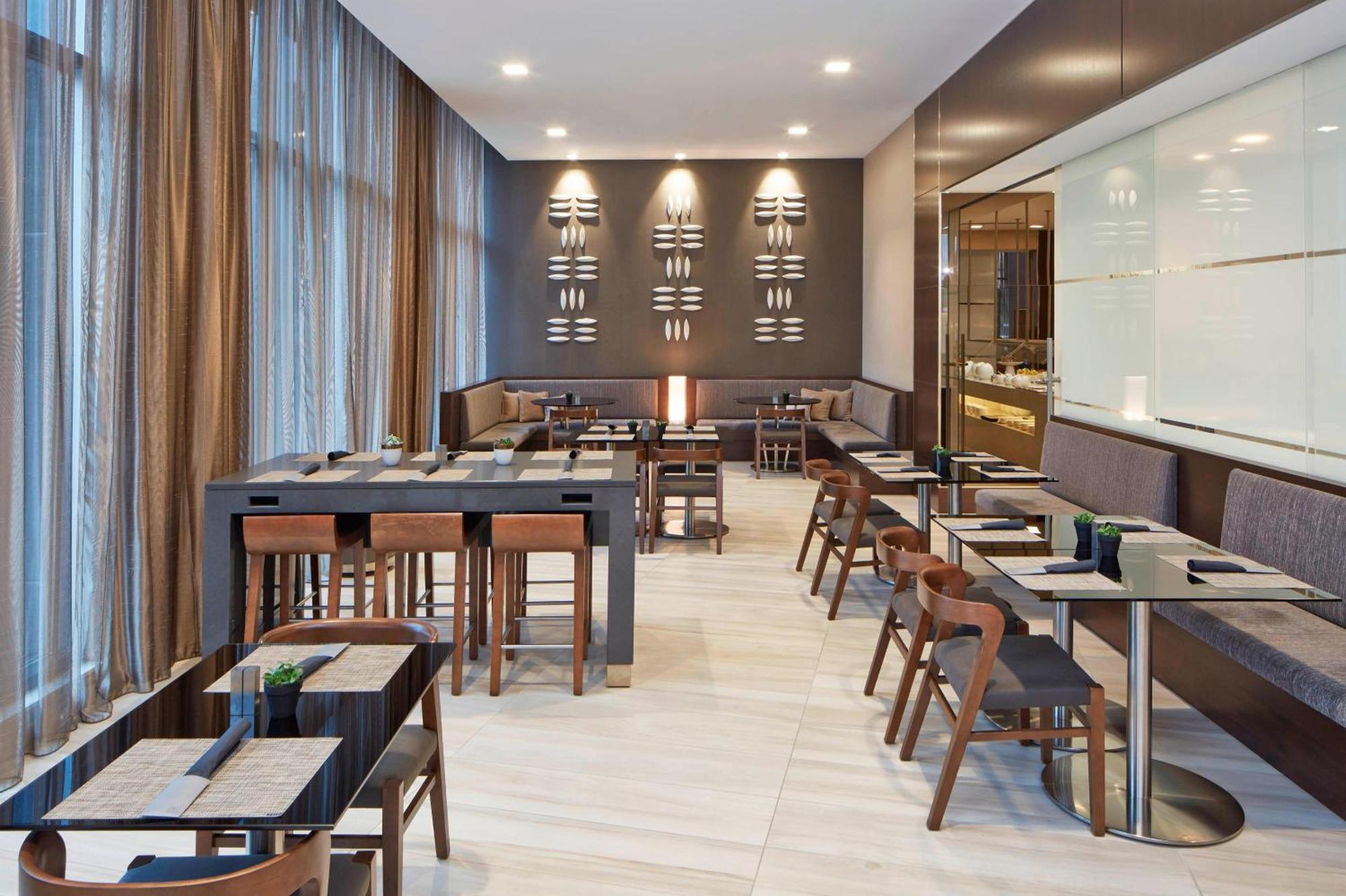 Ac Hotel By Marriott Minneapolis Downtown Bagian luar foto